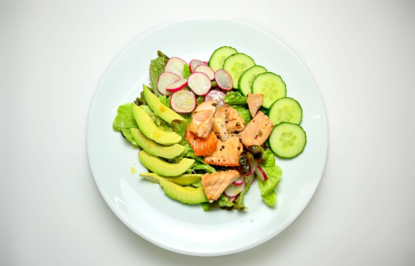 Smoked Salmon & Avocado Cucumber Boats